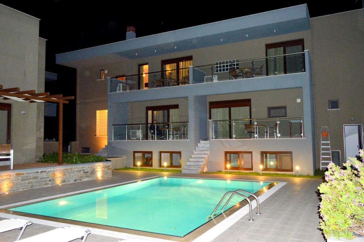 Mary'S Luxury Lejlighed Chrisi Ammoudia Værelse billede